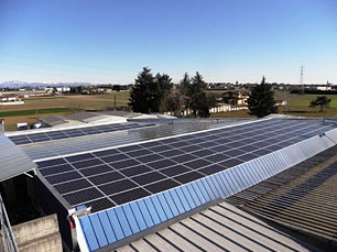 Foto 2 impianti fotovoltaici su supermercato D’Ambros